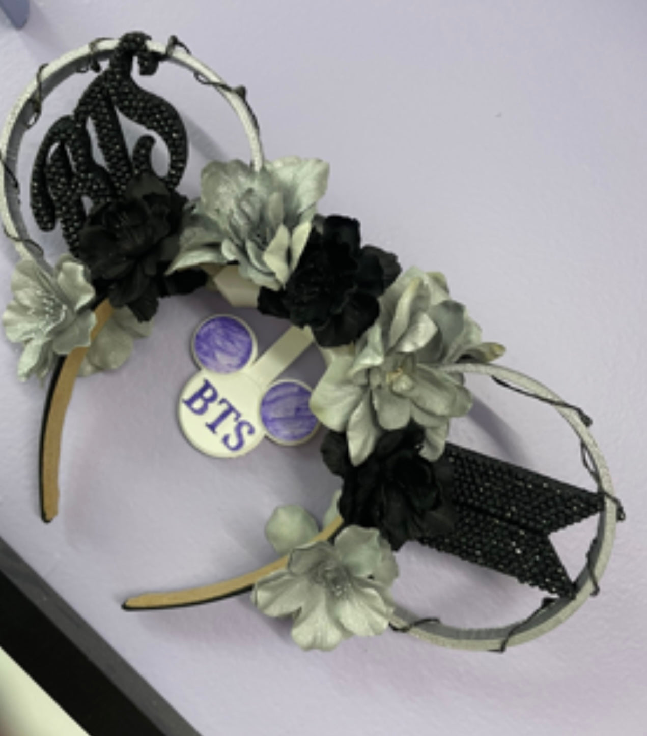 BTS Suga ears